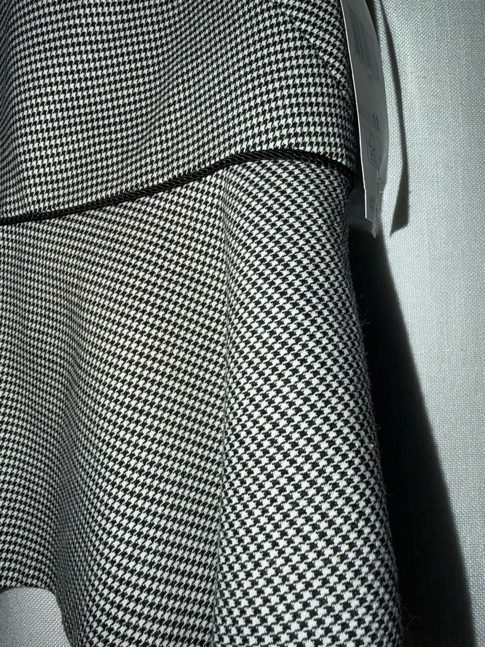 Nine West Size 12 Houndstooth Peplum Sleeveless Top
